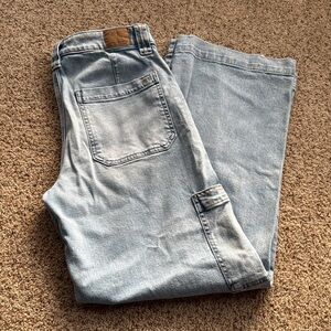 American Eagle Baggy Wide Leg Cargo Jean